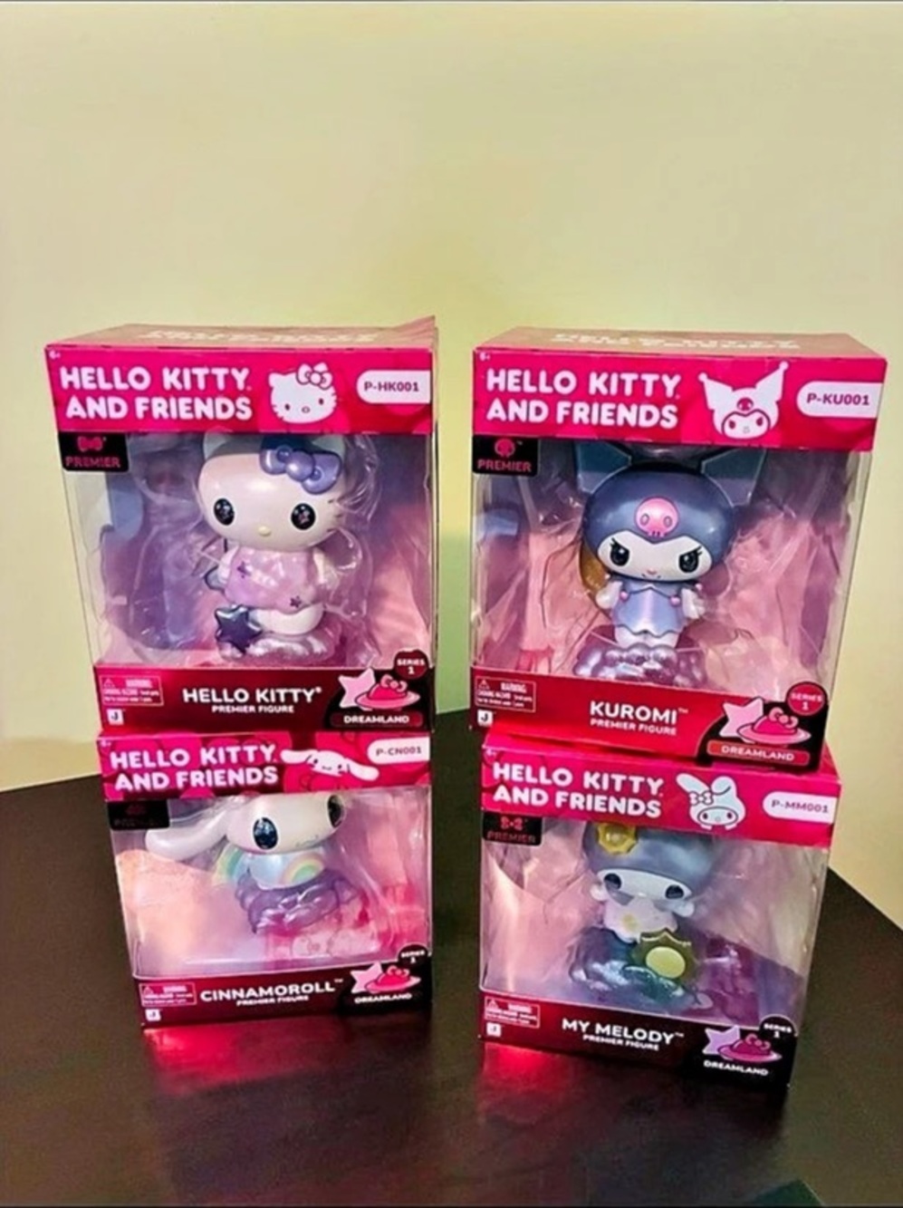 Sanrio Hello Kitty and Friends Dreamland Series 1 Premier Figure Set Figure Set